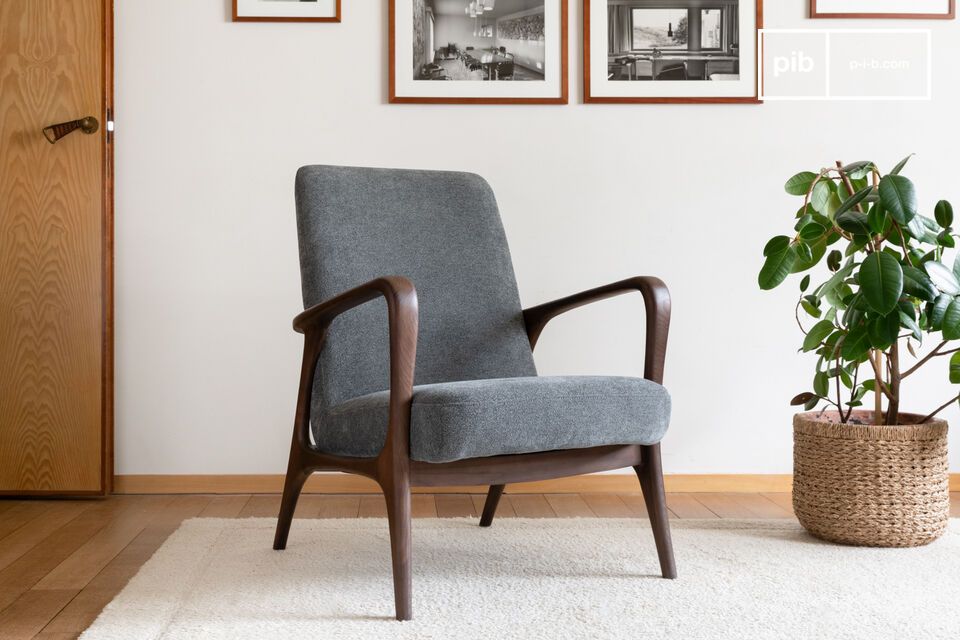 Fauteuil in massief donker essenhout en grijze stof